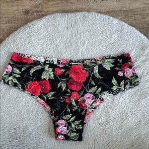 PINK Victoria’s Secret Floral Lace Cheekster Panty M